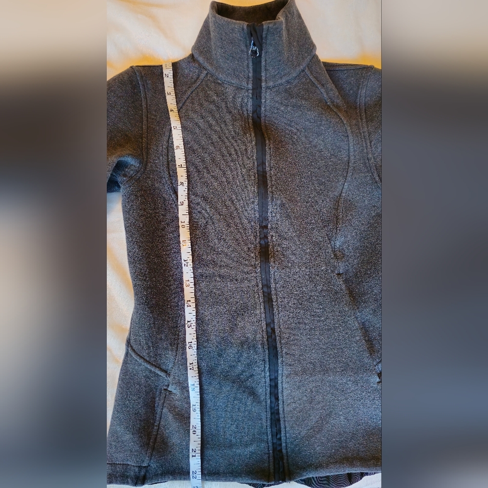 Lululemon Insculpt Jacket - Picture 6 of 15